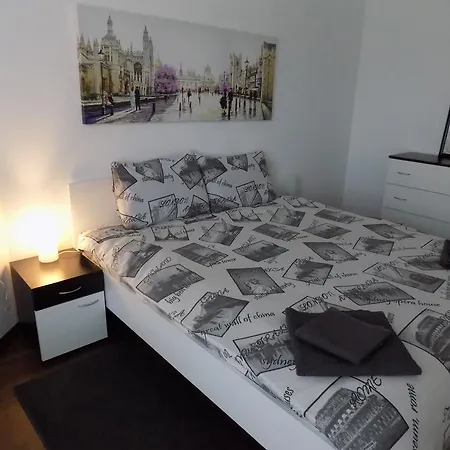 Apartment Infinity *